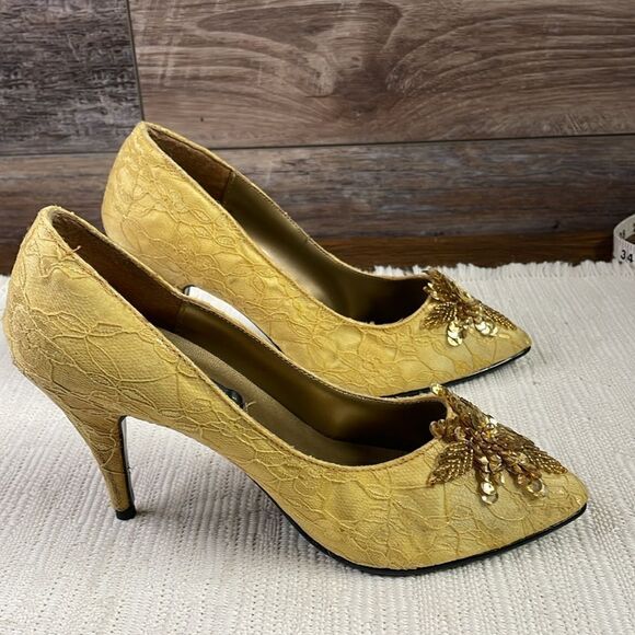 Classified Ladies Lace High Heels, Sequin and Bead Design, Size 7, Gold, Vintage - Picture 2 of 10